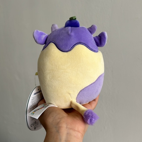 Benito the Blueberry Cheesecake Cow 5” HTF Squishmallow - Picture 3 of 3